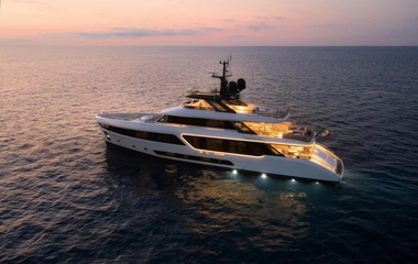 Benetti Alluria