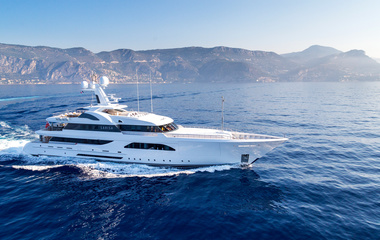 Feadship W