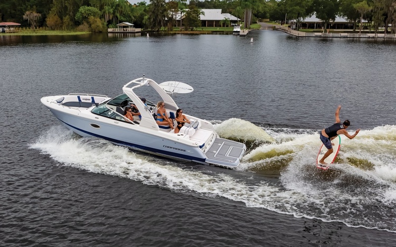 Chaparral 26 Surf
