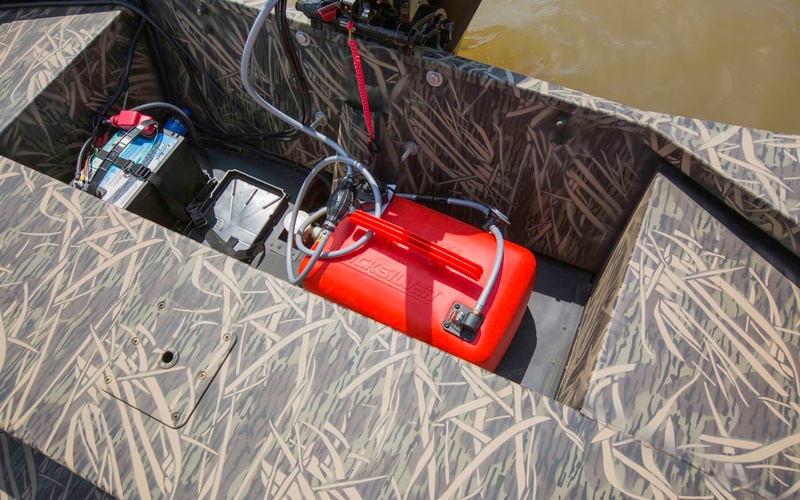 Crestliner 1860 Retriever Jon