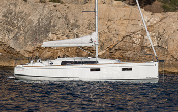 Beneteau Oceanis 38.1 (2022)