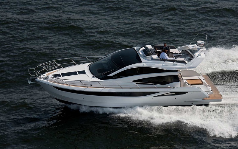 Galeon 430 Skydeck