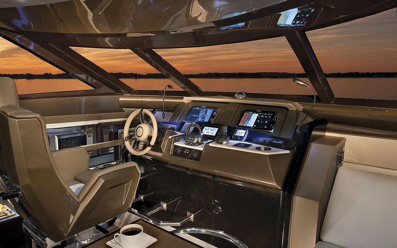 Marquis 660 Sport Yacht