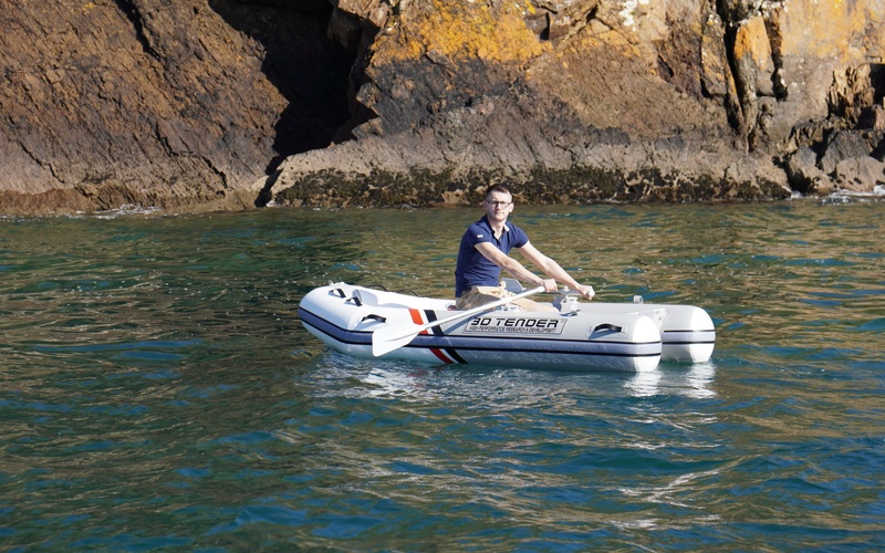 3D Tender Twin V-Shape 200