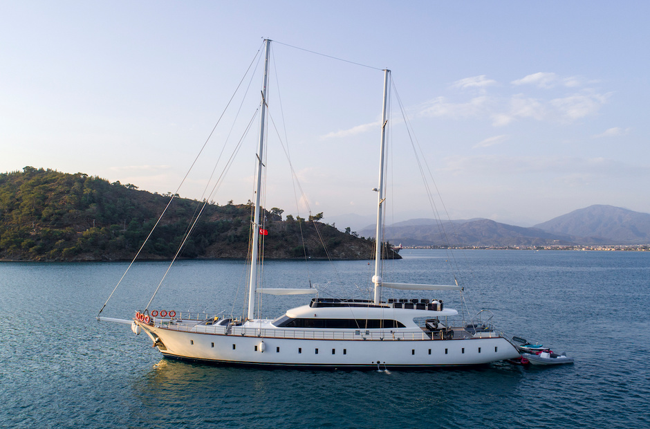 Custom Queen of Makri