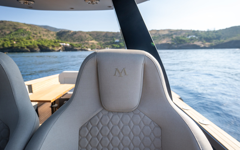 Maxim Neo 43