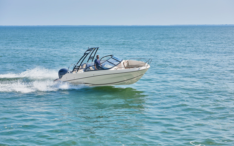 Jeanneau Cap Camarat 6.5 BR