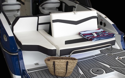 Monterey 275SS