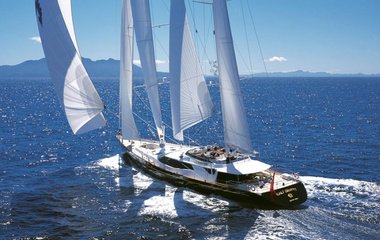 Alloy Yachts Drumbeat