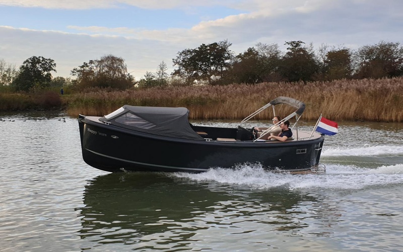 Maxima 650 Flying Lounge