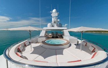 Feadship Bella