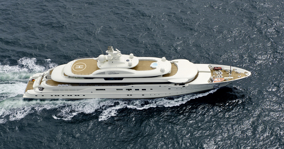 Lurssen Raya