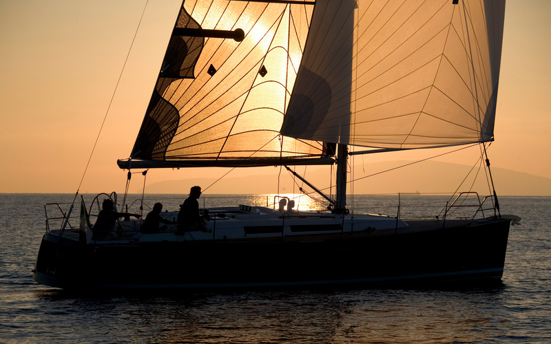 Grand Soleil 37