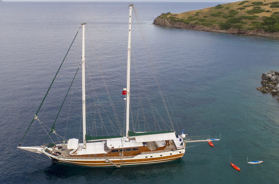 Valena Yachts Ecce Navigo