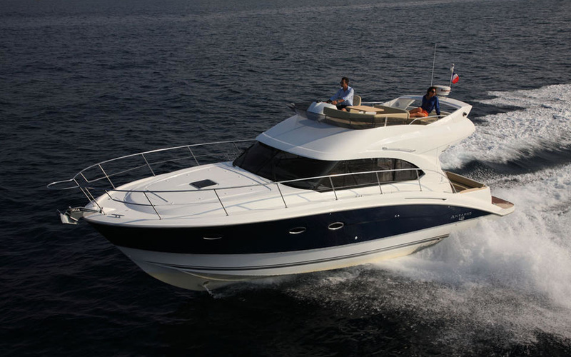 Beneteau Antares 42