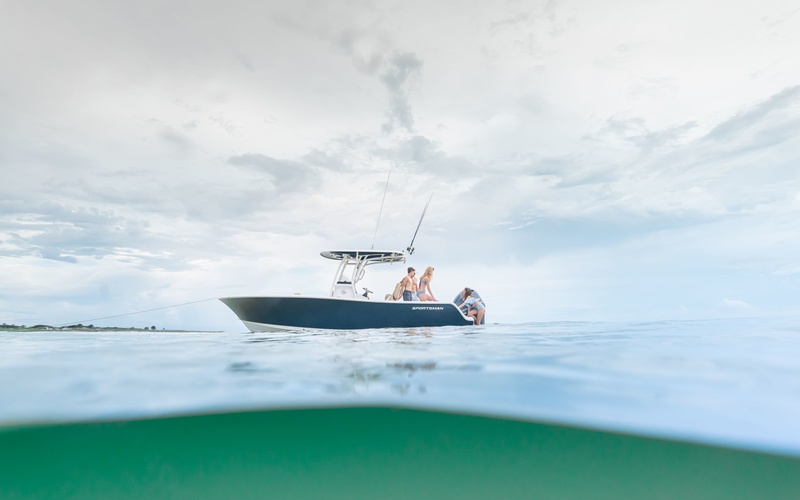 Sportsman Open 242 Center Console