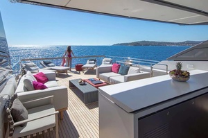 Novurania Catamaran 18