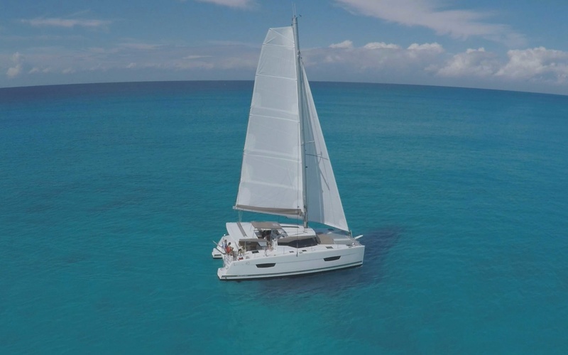 Fountaine Pajot Lucia 40