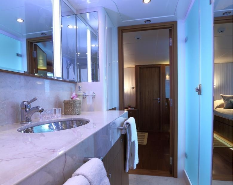 Jade Yachts Smiling T