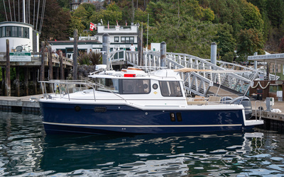 Ranger Tugs R-25