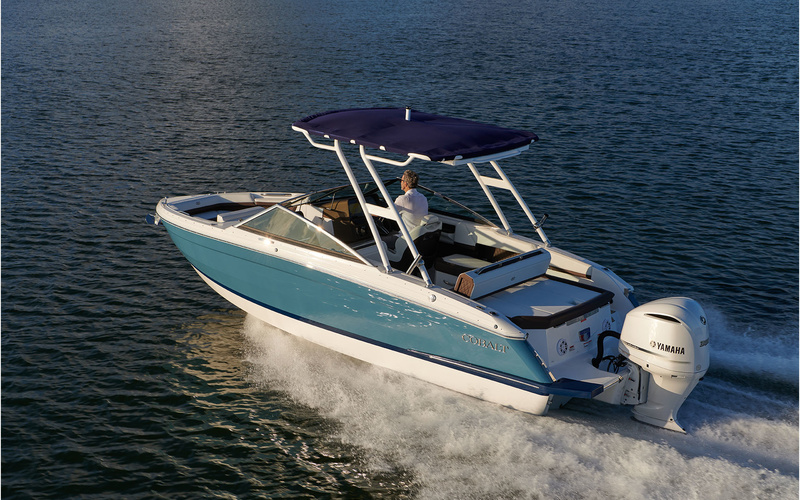 Cobalt R4 Outboard