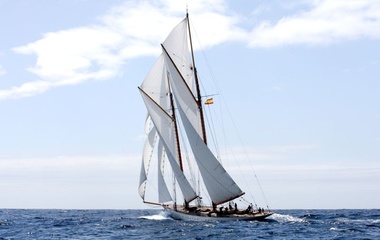 Marin LuxurYachts Elena