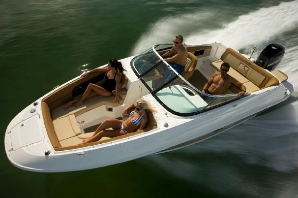 Sea Ray 240 Sundeck OB