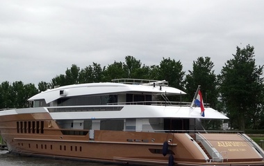 Heesen Azamanta