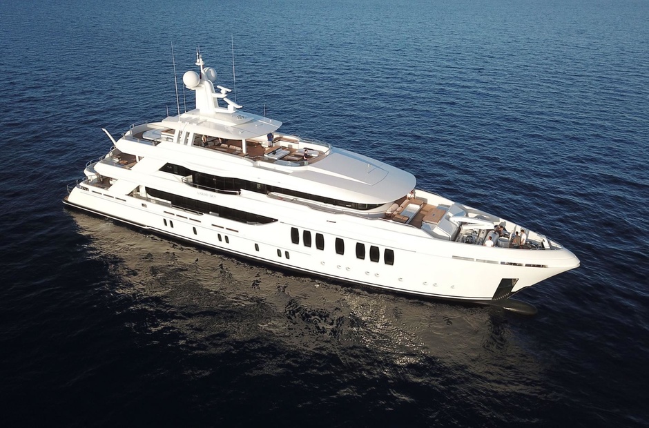 CMB Yachts Liquid Sky