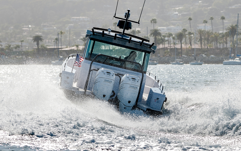 Axopar 37 XC Cross Cabin