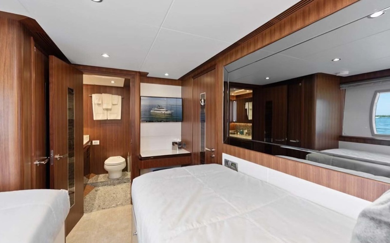 Pacifico Yachts Voyager 117