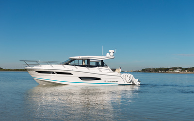 Regal 38 XO