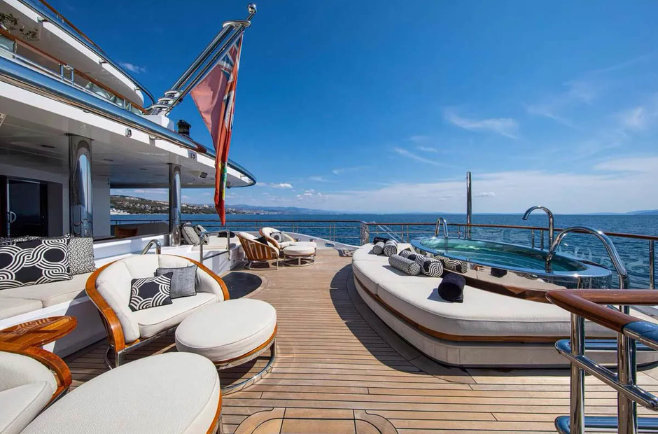 Oceanco Sea Walk