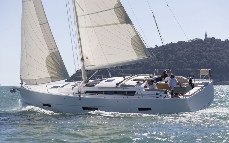 Dufour 430
