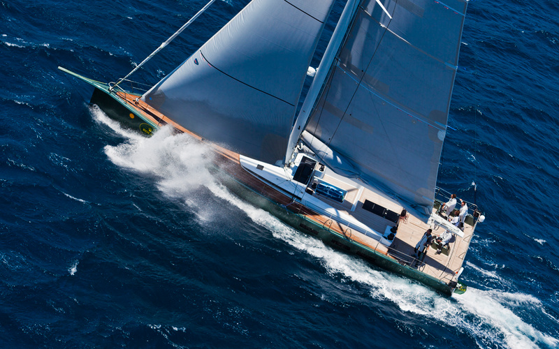 Maxi Dolphin Nacira 67