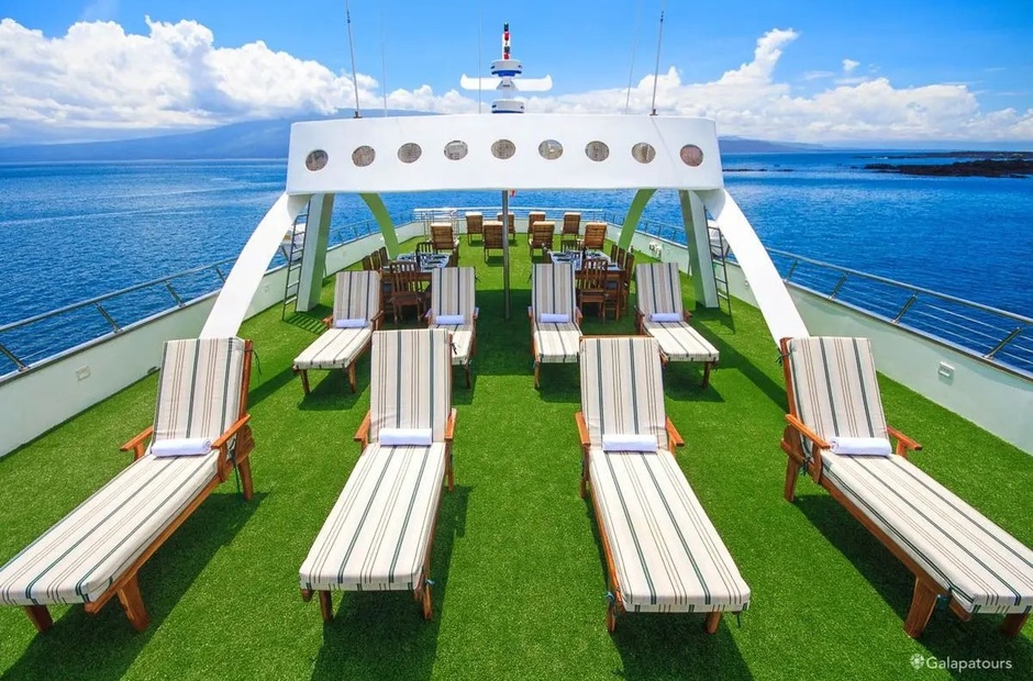 Custom Boats Solaris