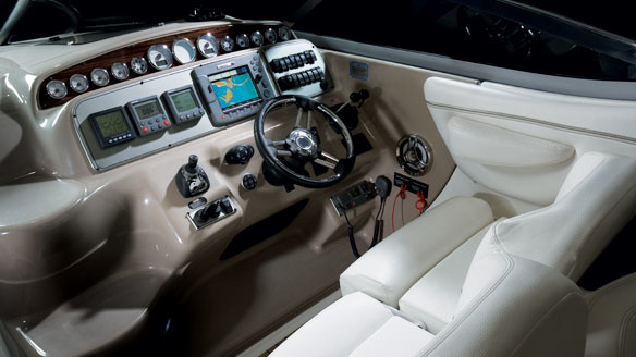 Larson Cabrio 370