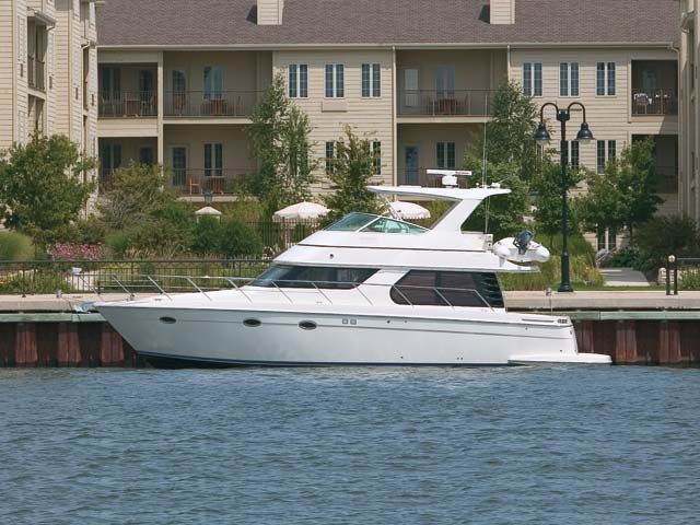 Carver 46 Voyager
