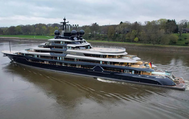 Lurssen Luminance