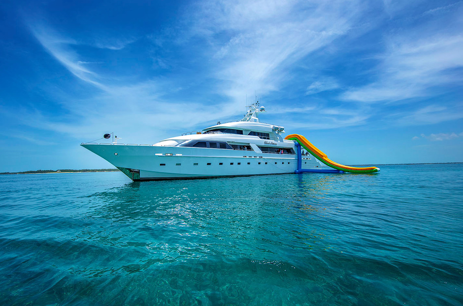 CL Yachts Island Heiress
