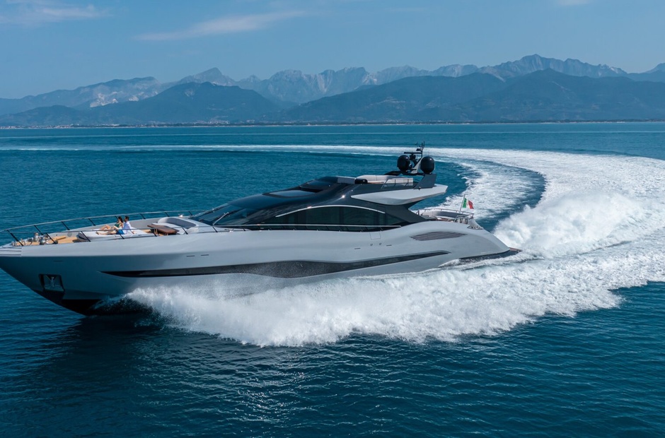 Mangusta Delfina