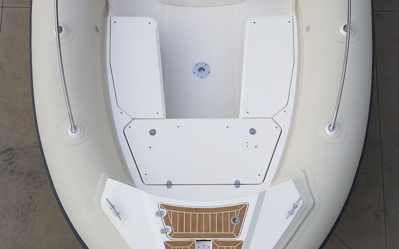 Capelli Tempest 750 Luxe