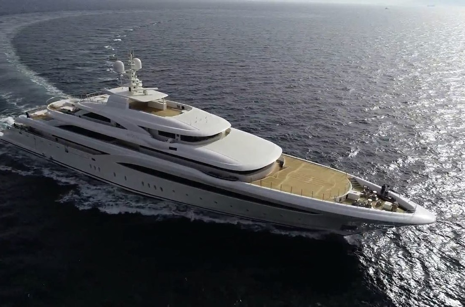 Golden Yachts  O'ptasia
