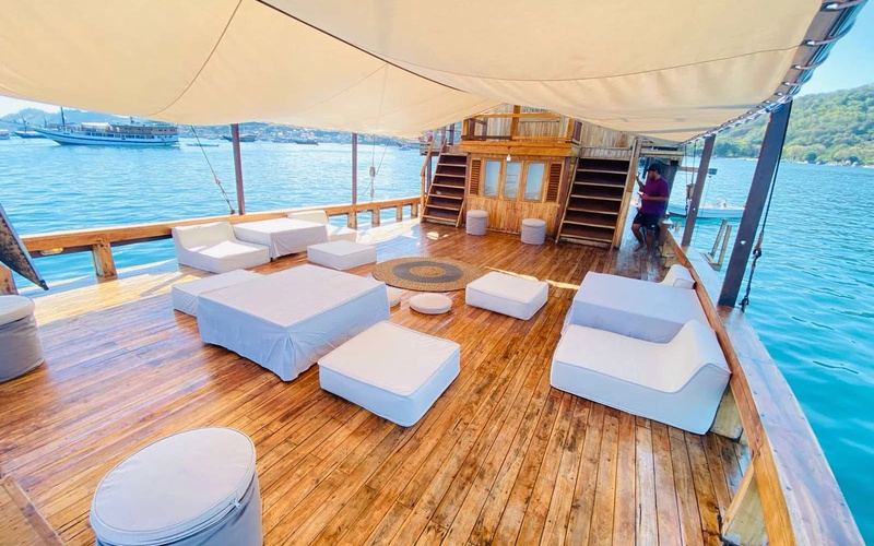 Premier Pontoons Sunspree RF