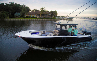 TideWater 320 CC Adventure