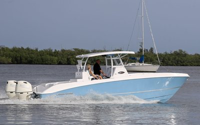 Twin Vee 280 Center Console GFX