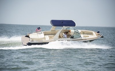 Chris-Craft Launch 25 GT