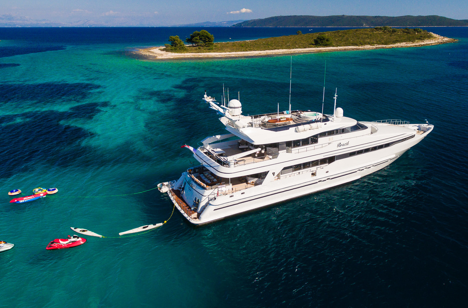 Heesen Brazil