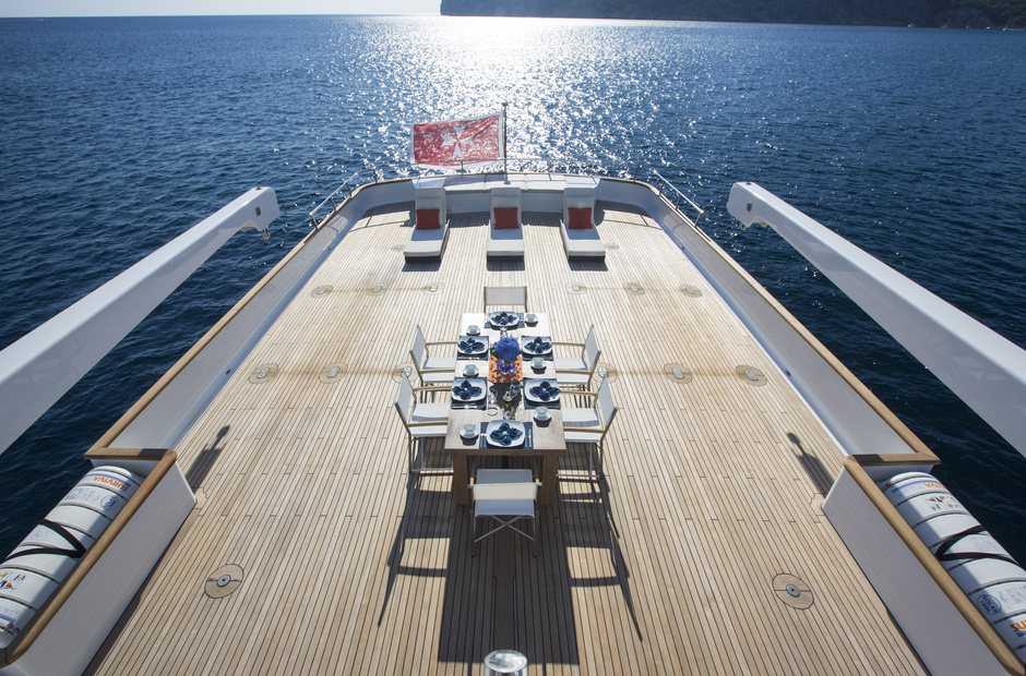 Feadship Legacy V