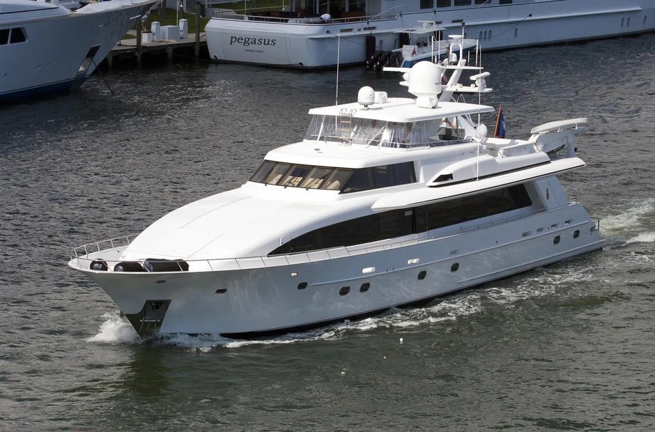 Crescent Custom Yachts Wire We Here